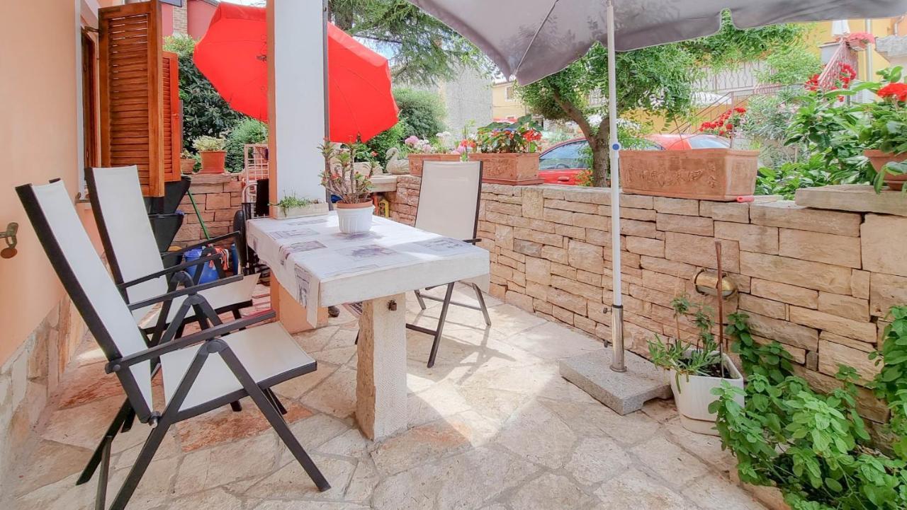 شقة Valentino Novigrad Istria المظهر الخارجي الصورة